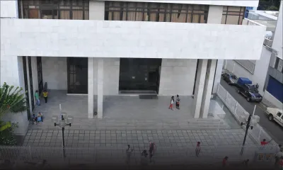 En cour intermédiaire : le développeur de logiciels acquitté