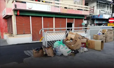 Dépôt d’ordures sur les trottoirs : des commerçants pointés du doigt à la rue Volcy Pougnet