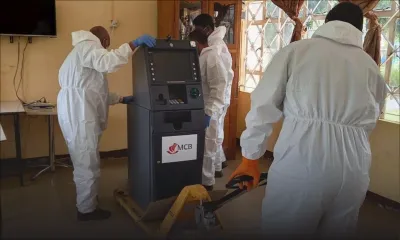 Services essentiels : la MCB installe un ATM mobile à Chamarel