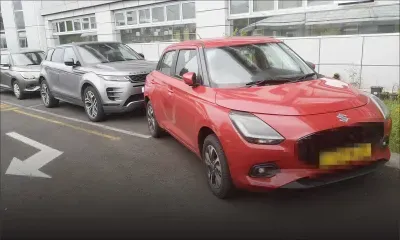 Trois voitures de location réquisitionnées au Réduit Triangle : un inspecteur de police dans le viseur de la FCC