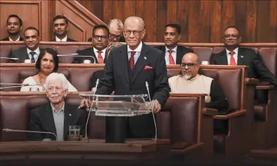 Le gouvernement accusé d’autoritarisme