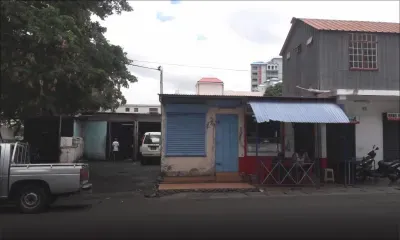 Le terrain réquisitionné par l’État : il est menacé d’éviction par le propriétaire