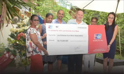 UnionPay International joue au Père Noël pour les enfants de Petite-Rivière