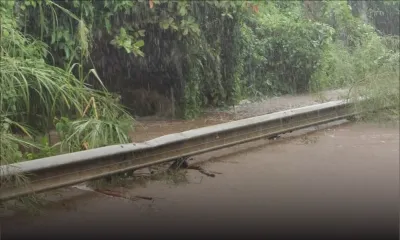Grosses averses : la route reliant Choisy à Bel-Ombre via Chamarel fermée à la circulation