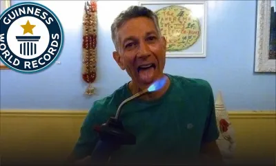 Un Américain éteint 47 chalumeaux avec sa langue