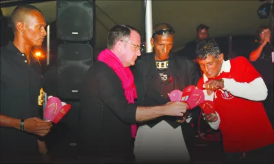 AIDS Candlelight Memorial: une lueur d’espoir
