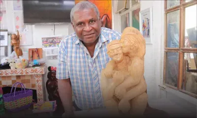 Sculpture mauricienne saluée au niveau mondial : l’homme qui parle au bois veut tout léguer en héritage
