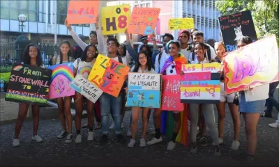 La reconnaissance des LGBT réclamée dans les manifestes électoraux