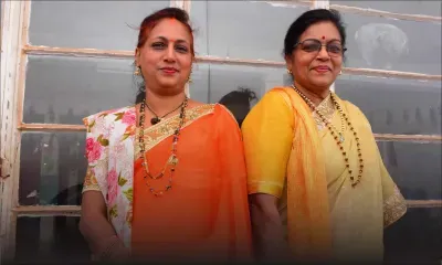 Elles font le tour des ‘mandirs’ : femmes et ‘pandita’ (prêtresses)