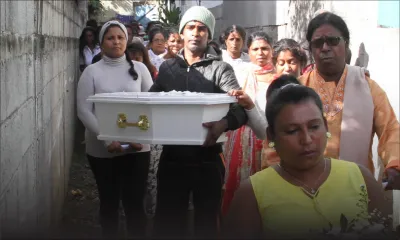 À 17 ans, elle tue son bébé de trois mois - Vinoda, la mère de Nandinee : «Je n’éprouve aucune pitié pour ma fille»