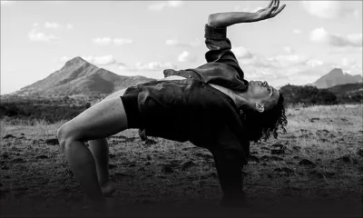 Kris Gunnoo : l’émotion dansée en talons aiguilles 