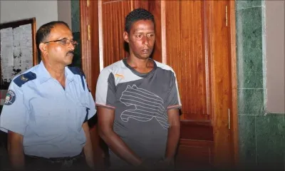 Mort d’un nourrisson : la poursuite demande la réouverture du procès