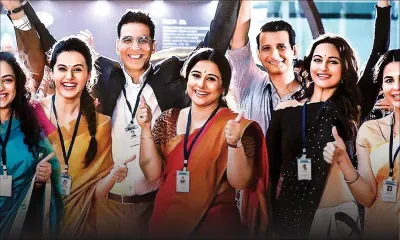 Mission Mangal au Club des deux milliards : Akshay Kumar reconnaissant envers ses fans   