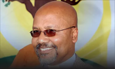 Lutte contre la corruption: le père Jocelyn Grégoire approuve la politique du gouvernement