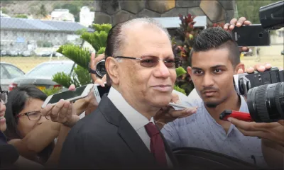 L’ex-PM confronté à ses transactions bancaires