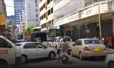 Rue Pasteur, Port-Louis : les commerçants grincent des dents  