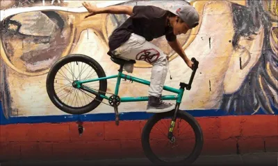 Belle leçon de courage d’un rider unijambiste