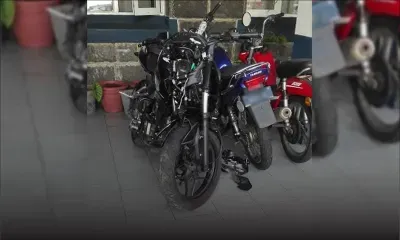 Après l’accident de deux constables : une jeune femme arrêtée pour s’en être prise à la police