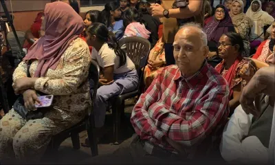 Rashid Beebeejaun dans une réunion de l’Alliance du Changement