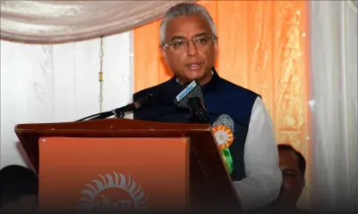 À Bois-Chéri : le PM s’engage à présenter une loi sur le financement politique