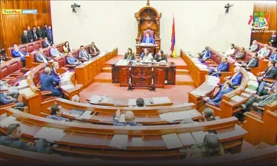 Motion de blâme contre Arvin Boolell : mission «sous-marin» de Xavier-Luc Duval