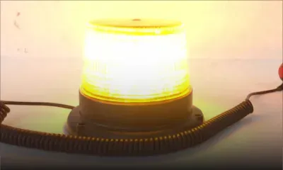 Bon à savoir : doit-on utiliser le gyrophare durant la journée ?