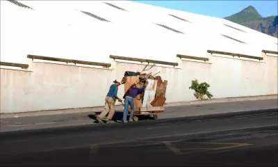 Vieille ferraille: Samlo répond à ses détracteurs