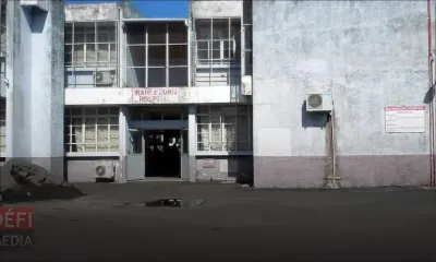 Hôpital de Mahébourg : un patient déchire l'uniforme d'un policier