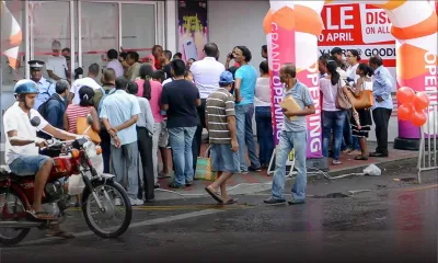 Fête des mères: concurrence acharnée pour séduire les clients