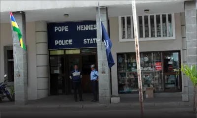 À Port-Louis, hier: altercation entre marchands ambulants et policiers