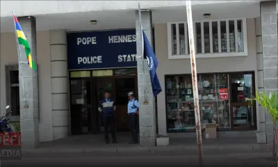 Ses articles distribués dans une maison de retraite à son insu : une marchande ambulante porte plainte contre des policiers