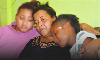 Elle voulait quitter son compagnon violent: il l’asperge de soude caustique