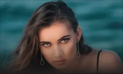 Zahara Omar : mannequin et make-up artist