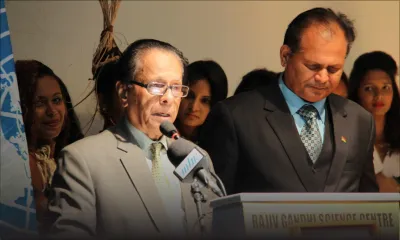 Politique: Les émouvants sanglots de SAJ