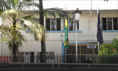 Quatre-Bornes : affrontement entre deux groupes ; armes et cocktails Molotov utilisés