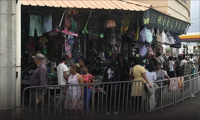 Fêtes de fin d’année : le shopping la ceinture serrée