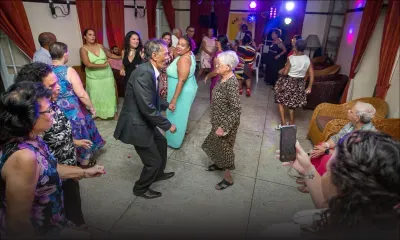 À Vacoas : Marie Laurence Cateaux danse le séga pour ses 100 ans