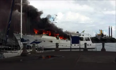 Un bateau prend feu au Caudan : un soudeur succombe à ses brûlures