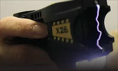 À Roche-Bois : un tazer électrique, 28 carnets de papiers à rouler et des bijoux saisis 