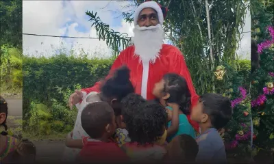 Un câlin au Père Noël : la cerise sur le… cadeau !