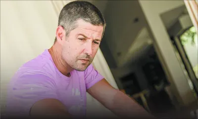 Tour de l’île en planche à voile : Laurent Marrier d’Unienville navigue pour la vie