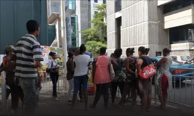 Inondations : des habitants de Cité-La-Cure et de Tranquebar rassemblés à la Place d'Armes