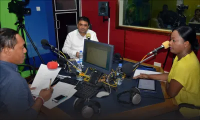 Aurore Perraud sur Radio Plus : «Rien ne nous empêche de démissionner en bloc du Parlement»