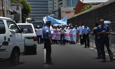 Conditions de travail : les sapeurs-pompiers défient le gouvernement