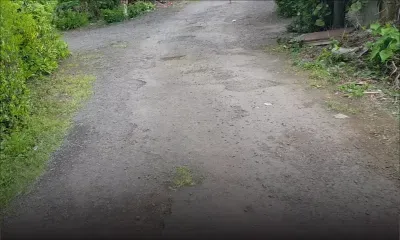 À Upper Dagotière : une rue en mauvais état