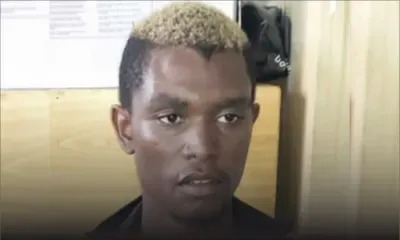 Course après un vol à l’arraché : les policiers confrontés à une foule hostile à Résidence Ste-Claire