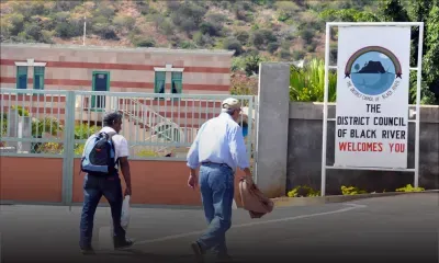 Conseil de district de Rivière-Noire : la Cour suprême rejette la demande de suspension des élections
