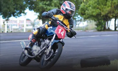 Jeunes et deux-roues : le sur-risque