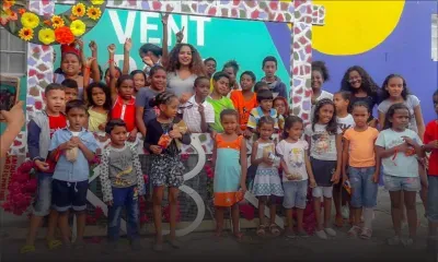 À Alma : des enfants défilent au son des ravannes pour le carnaval