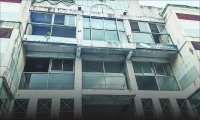 Immobilisme administratif : À Rose-Hill, l’Atrium continue de pourrir